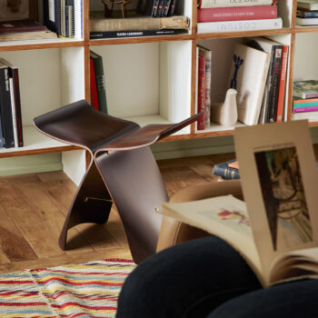 vitra-butterfly-chair-design-coffee-table-sori-yanagi